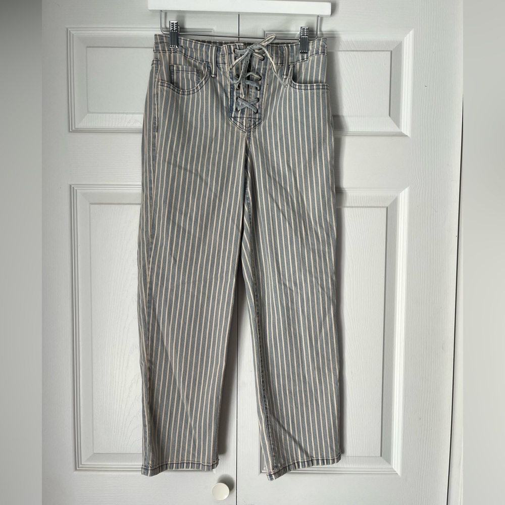 Frayed High Rise Straight lace-up closure Cropped striped Jeans Size 4/27